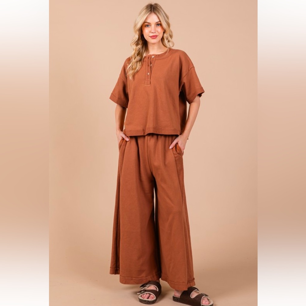 Fabulous Knit Raw Edge Top and Pants Set